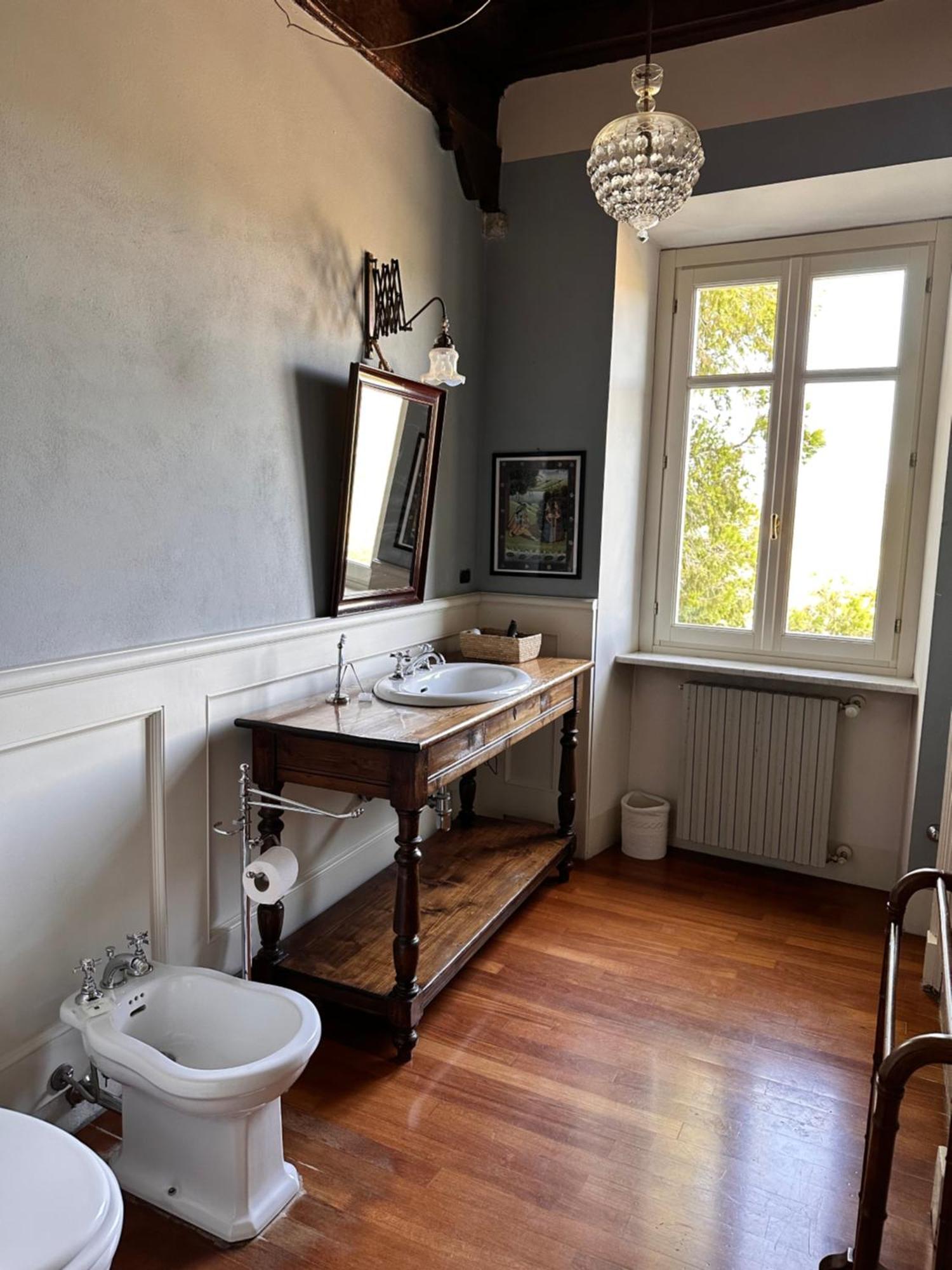 Castello Di Coazzolo Bed & Breakfast Neive Luaran gambar