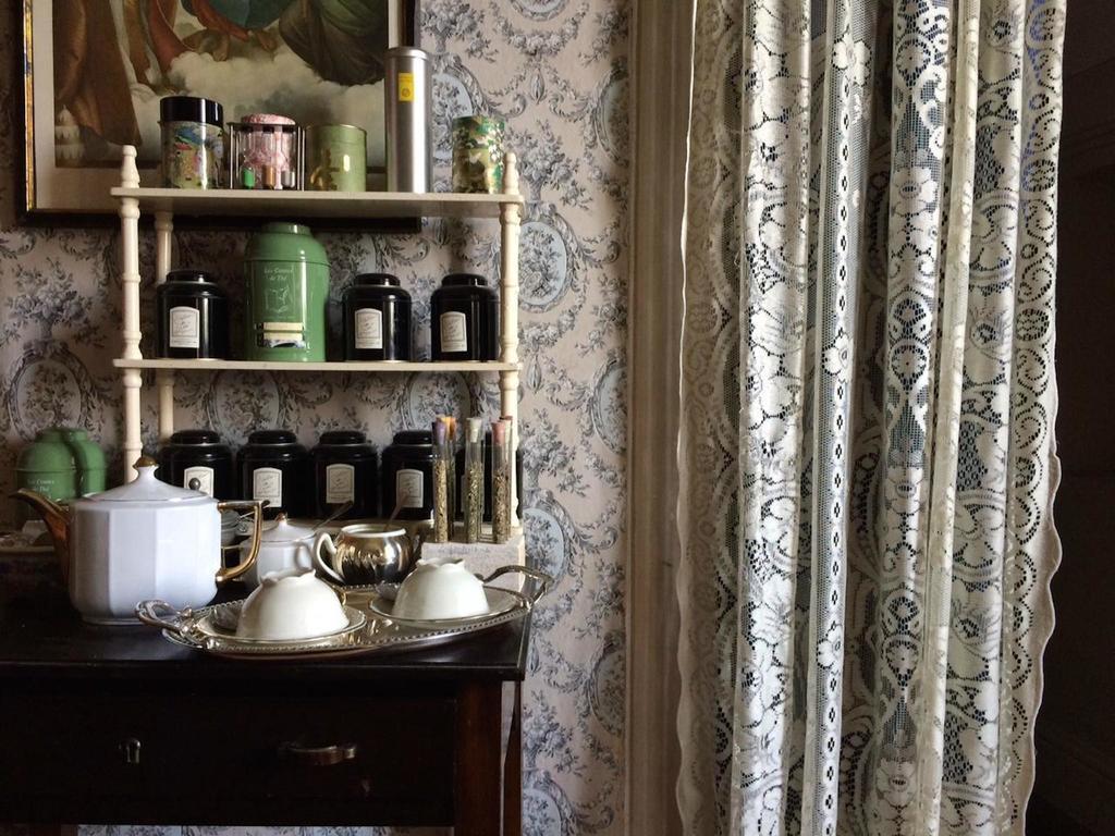 Castello Di Coazzolo Bed & Breakfast Neive Luaran gambar