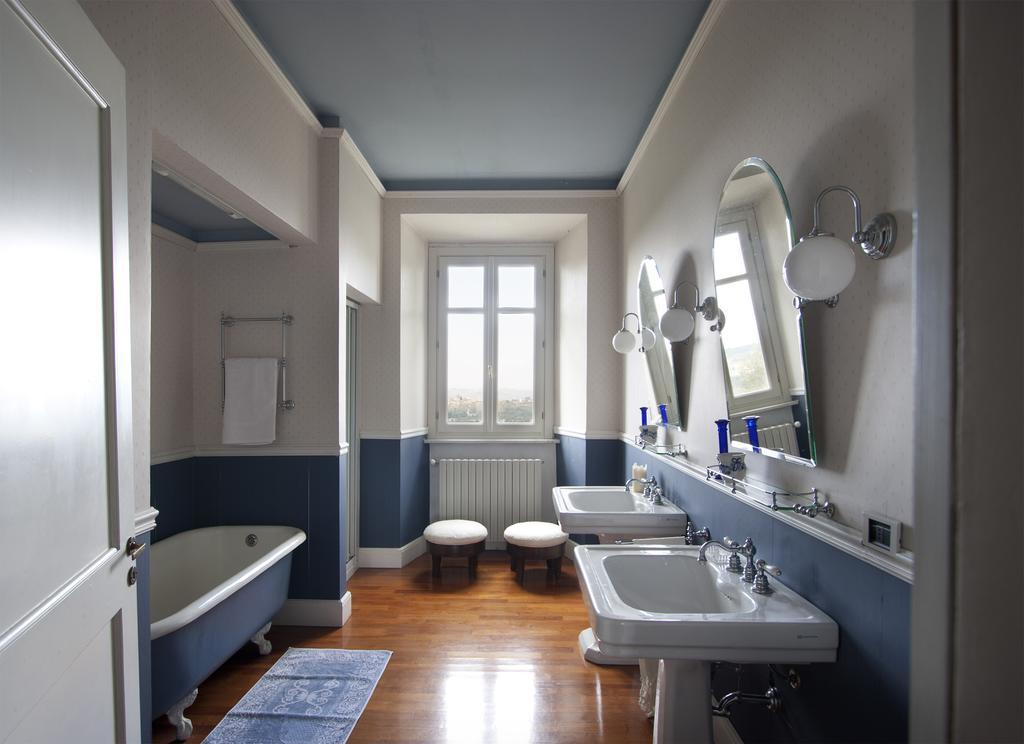 Castello Di Coazzolo Bed & Breakfast Neive Bilik gambar